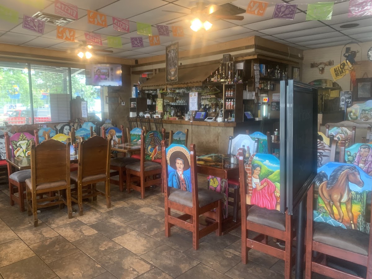 El Mezcal Mexican Restaurant - Bartlett-4